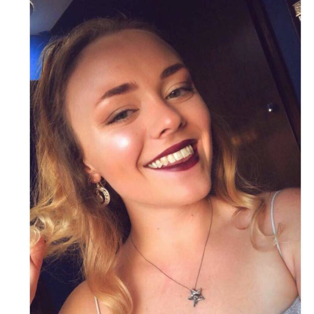 Meet your Posher, Kara